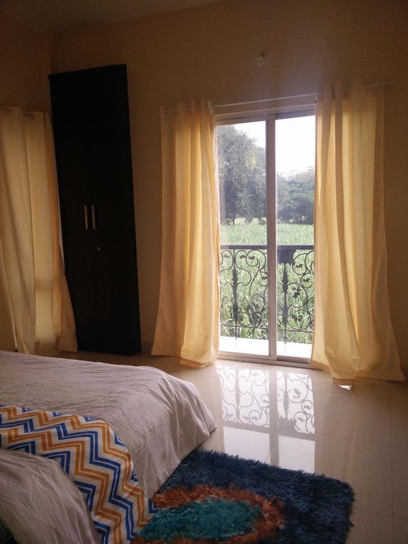 14 Square Magarpatta - Bhosale Nagar Apartment *