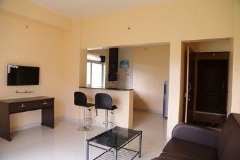 14 Square Magarpatta - Bhosale Nagar Apartment Pune
